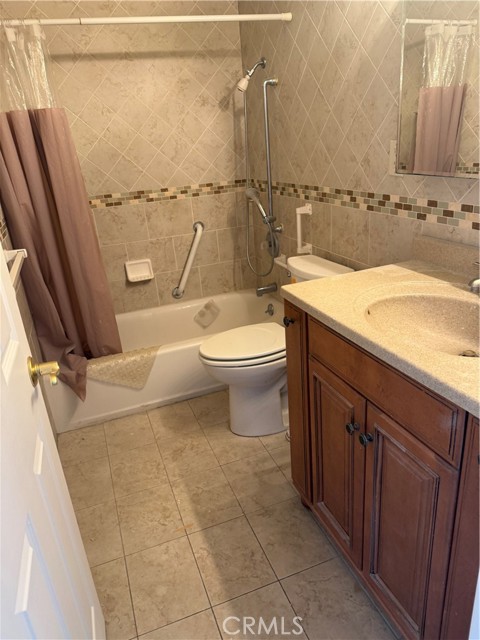 Image 11 of 19 For 6083 Fred  