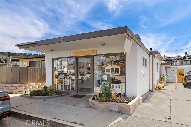 Front Image Thumbnail for CROC26053010