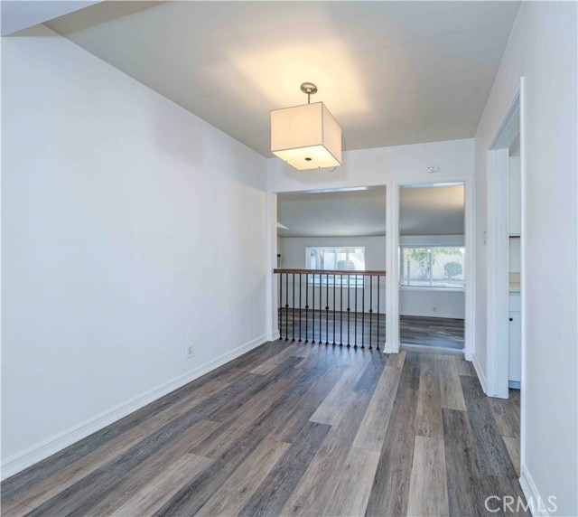 Detail Gallery Image 6 of 24 For 2371 Park Ave, Long Beach,  CA 90815 - 2 Beds | 1 Baths