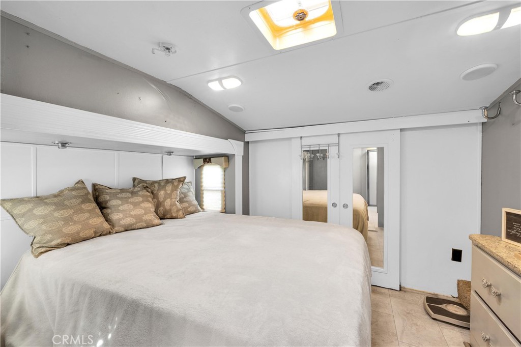 MLS #CV25265417 image #18