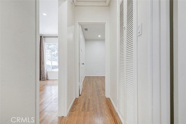 Detail Gallery Image 9 of 36 For 3055 Sycamore Ave, La Crescenta,  CA 91214 - 6 Beds | 4 Baths