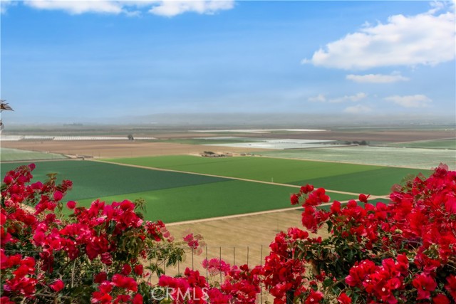 585 Via Mira Valle, Nipomo CA: https://media.crmls.org/medias/306b2343-38a6-4d20-bdf6-b830dffe7b27.jpg