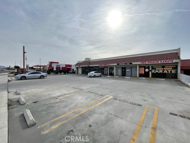 18429 US Highway 18, Apple Valley, CA, 92307 18429 US Highway 18, Apple Valley, CA, 92307