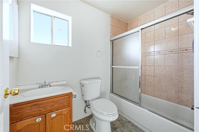 Detail Gallery Image 15 of 32 For 10929 Compton Ave, Los Angeles,  CA 90059 - – Beds | – Baths