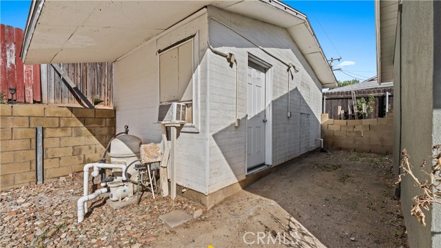 Image 28 of 41 For 7171 Font Avenue