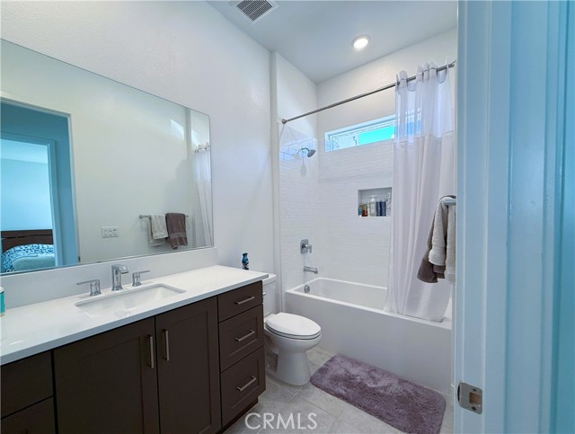 Detail Gallery Image 44 of 48 For 27508 Golden Currant Pl, Valencia,  CA 91381 - 5 Beds | 4/1 Baths