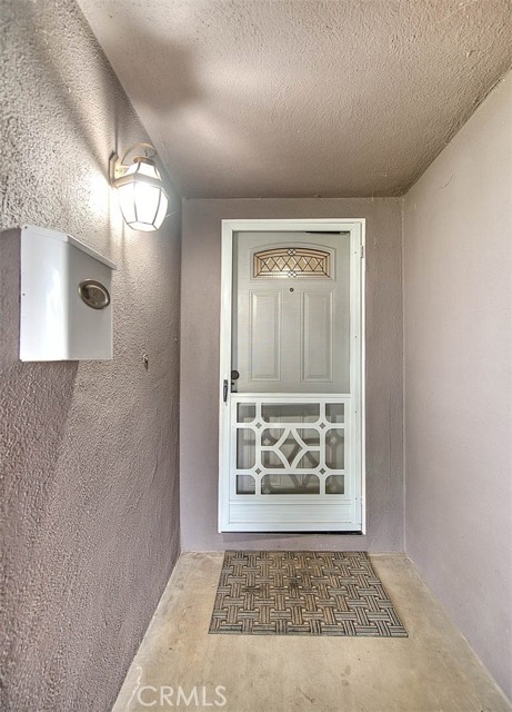 Detail Gallery Image 3 of 51 For 1054 Wingfoot St, Placentia,  CA 92870 - 5 Beds | 2 Baths