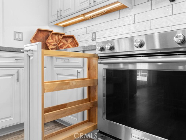 Detail Gallery Image 23 of 62 For 1914 Radford St, Oceanside,  CA 92056 - 4 Beds | 2/1 Baths