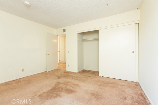 640 Juniper Way, La Habra CA: https://media.crmls.org/medias/30718699-04d2-45f0-bb50-673a94b7edfd.jpg