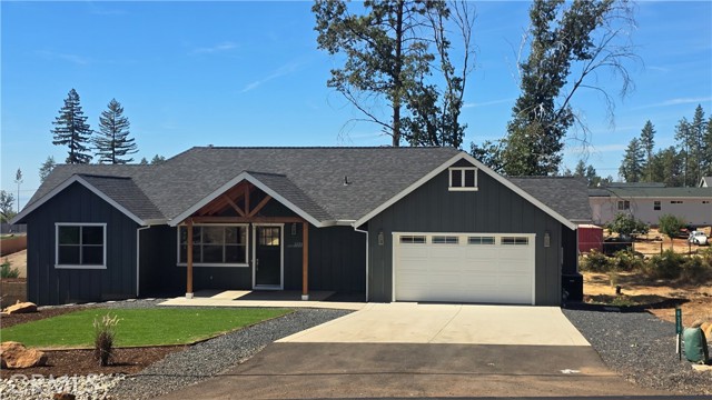 Detail Gallery Image 5 of 43 For 6319 Lucky John Rd, Paradise,  CA 95969 - 3 Beds | 2/1 Baths