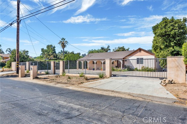 Detail Gallery Image 54 of 57 For 9711 Helen Ave, Sunland,  CA 91040 - – Beds | – Baths