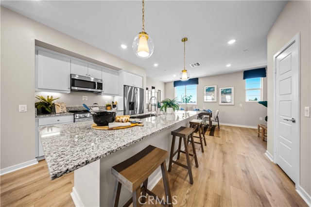Detail Gallery Image 3 of 23 For 2864 via Dolomito, Camarillo,  CA 93012 - 2 Beds | 2/1 Baths