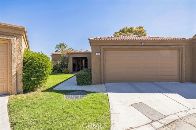 Detail Gallery Image 1 of 30 For 44289 Nice Ct, Palm Desert,  CA 92260 - 3 Beds | 2 Baths