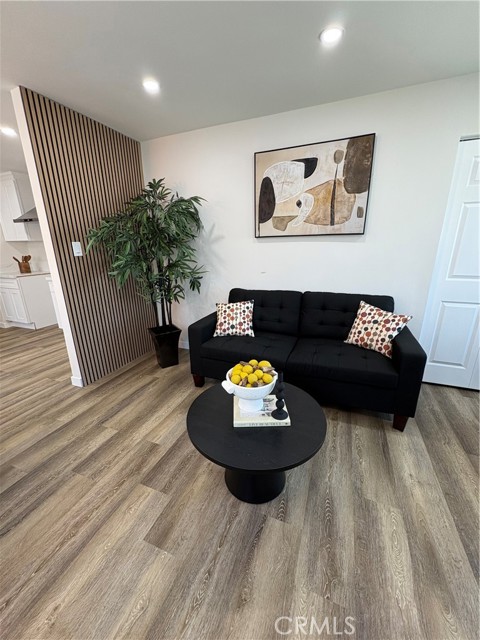 1526 W 54th Street, Los Angeles CA: https://media.crmls.org/medias/30762e2f-aa2b-4d05-8512-b395a8319c01.jpg