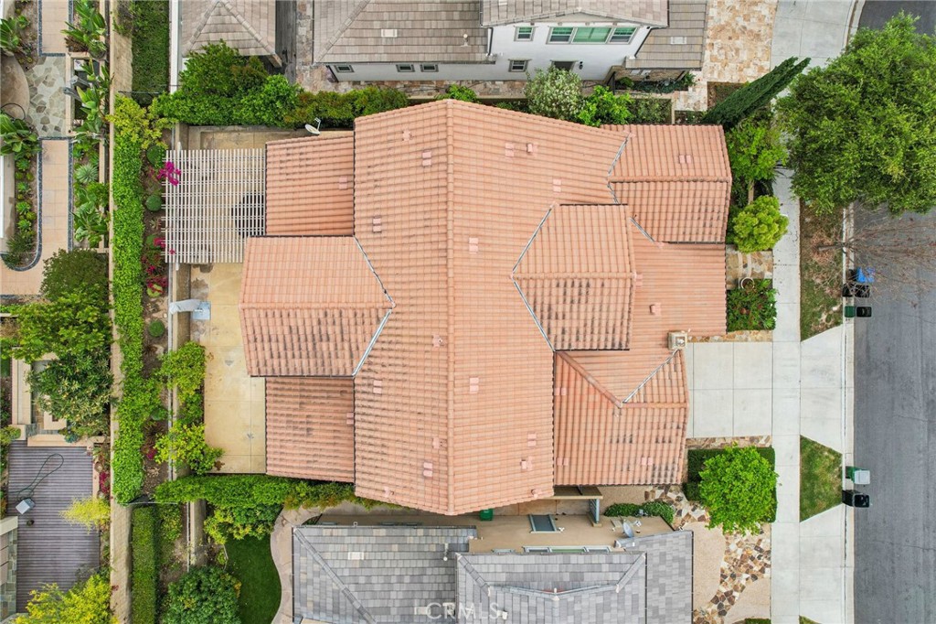 https://media.crmls.org/medias/30773fe6-6b06-47ab-97da-9e3b35c47909.jpg?preset=X-Large