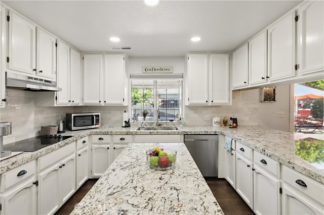 Detail Gallery Image 13 of 75 For 3571 White Wolf Ct, Merced,  CA 95340 - 4 Beds | 3 Baths