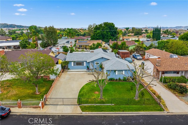 Detail Gallery Image 2 of 46 For 147 Myrtlewood, Calimesa,  CA 92320 - 4 Beds | 2 Baths