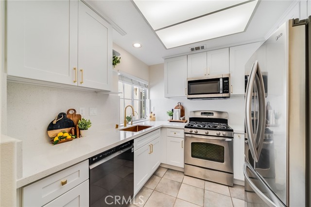 Detail Gallery Image 5 of 56 For 28771 El Adolfo, Laguna Niguel,  CA 92677 - 2 Beds | 2 Baths