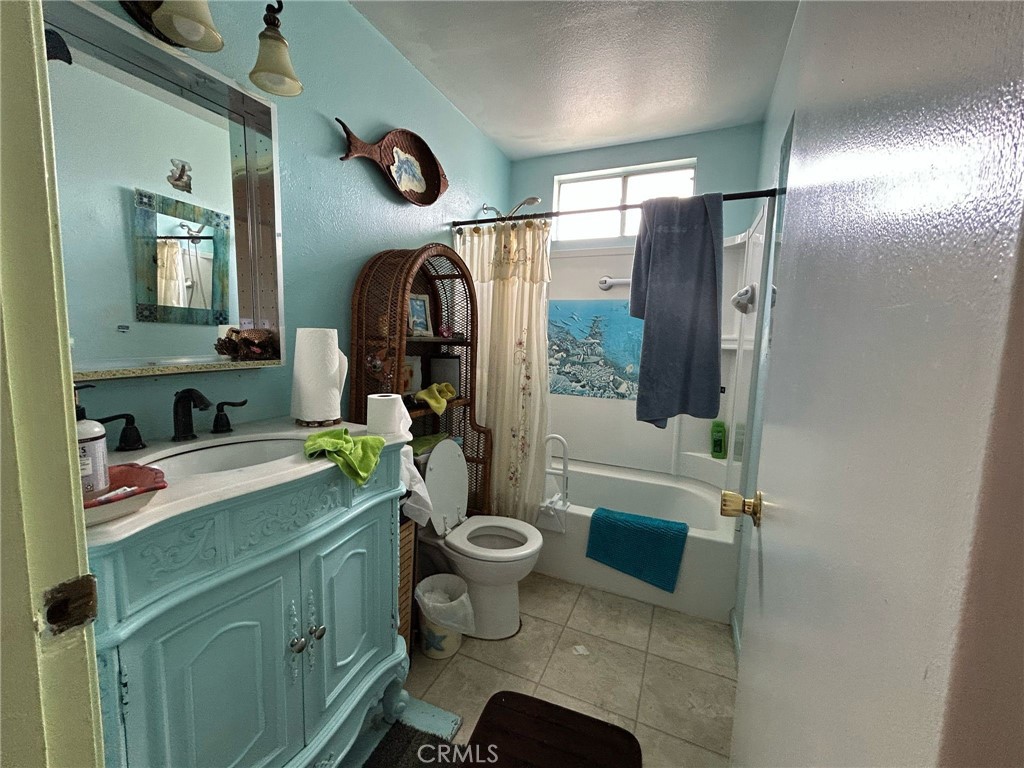 https://media.crmls.org/medias/30779103-ac7f-40ab-ac92-b2eaf0195cf6.jpg?preset=X-Large