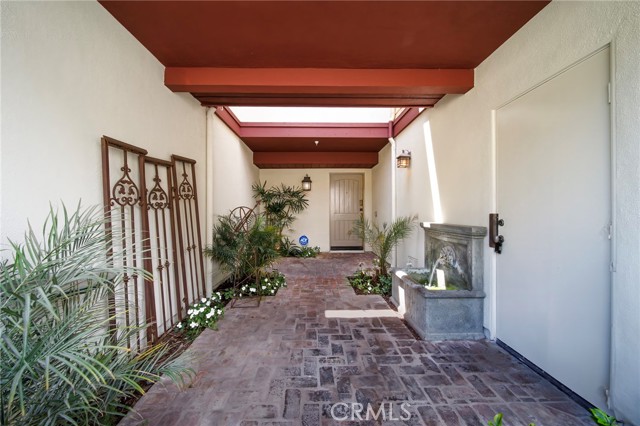 Detail Gallery Image 14 of 29 For 2741 Bungalow Pl, Corona Del Mar,  CA 92625 - 2 Beds | 2 Baths