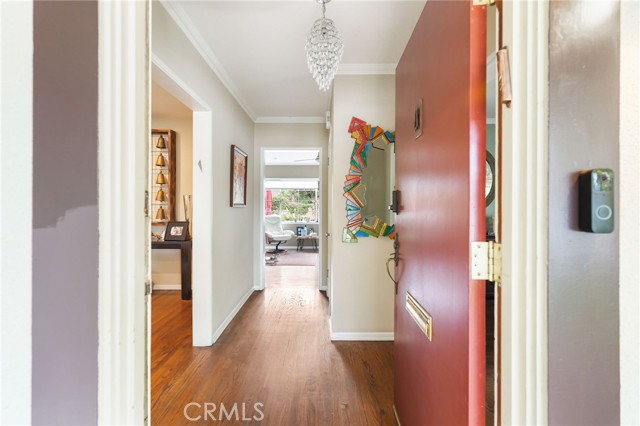 Detail Gallery Image 30 of 55 For 14060 Chandler Bld, Sherman Oaks,  CA 91401 - 3 Beds | 2 Baths