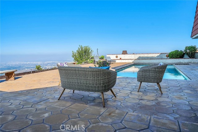 3268 Crownview Drive, Rancho Palos Verdes, California 90275, 4 Bedrooms Bedrooms, ,3 BathroomsBathrooms,Residential,Sold,Crownview Drive,PV23174754