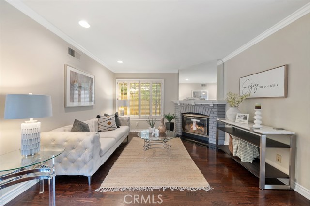 21590 Via Pepita, Yorba Linda CA: https://media.crmls.org/medias/307a7e3c-cc5a-4c9a-8442-c8b17befc471.jpg