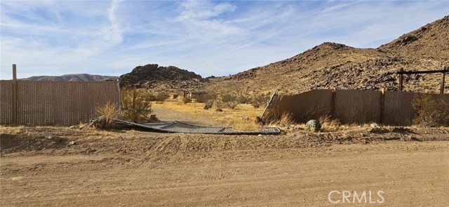 Detail Gallery Image 17 of 25 For 11726 Jasper Ave, Lucerne Valley,  CA 92356 - 1 Beds | 1 Baths