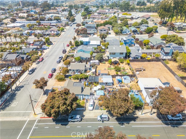 904 Monterey, Morro Bay CA: https://media.crmls.org/medias/307ad7ab-8ae4-488c-a0c4-b3b09ec998c9.jpg