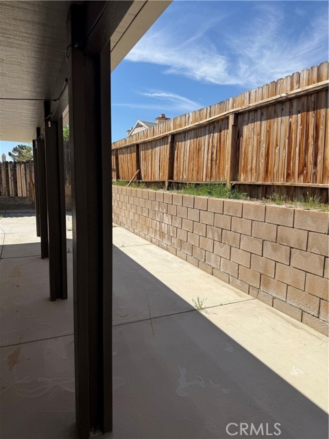 Detail Gallery Image 11 of 19 For 43527 Grange, Lancaster,  CA 93535 - 4 Beds | 2 Baths