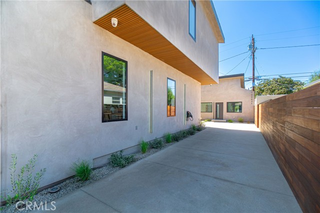 Detail Gallery Image 56 of 65 For 10943 Pickford Way, Culver City,  CA 90230 - 5 Beds | 4/1 Baths