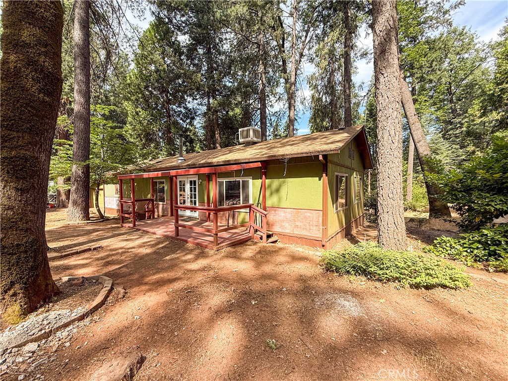 https://media.crmls.org/medias/307b9493-8099-41c8-8fa5-0a05deb78375.jpg?preset=X-Large
