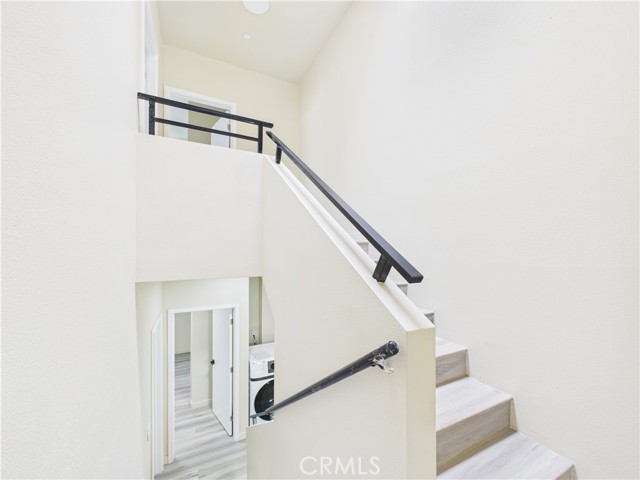 8457 Langdon, North Hills CA: https://media.crmls.org/medias/307ba553-7cf0-49f9-b553-bb53c5fc9c2a.jpg