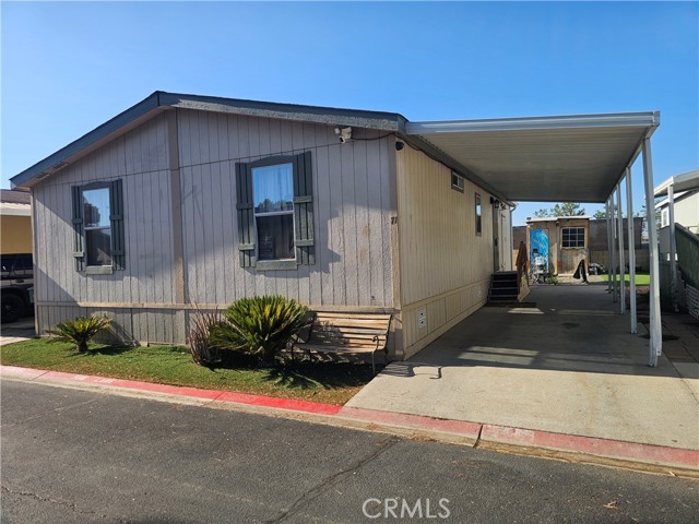 Detail Gallery Image 2 of 22 For 350 E San Jacinto Ave #71,  Perris,  CA 92571 - 3 Beds | 2 Baths