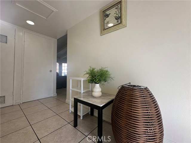 Detail Gallery Image 2 of 19 For 1360 N Ferndale St, Anaheim,  CA 92801 - 4 Beds | 2 Baths