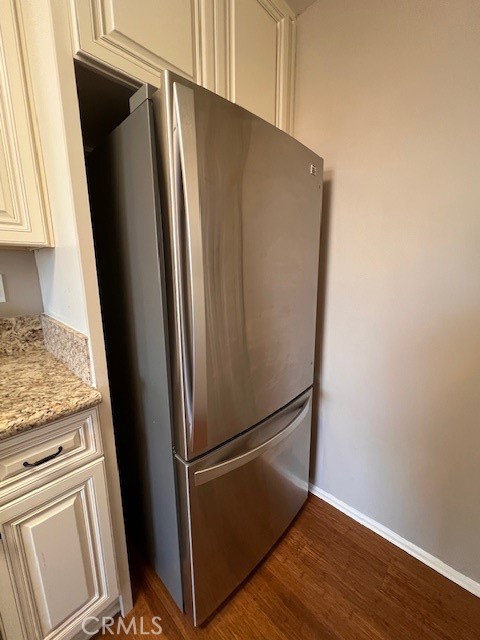 Detail Gallery Image 7 of 16 For 622 S Barrington #302,  Los Angeles,  CA 90049 - 1 Beds | 2 Baths