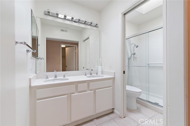 Detail Gallery Image 26 of 42 For 9906 Owensmouth Ave #28,  Chatsworth,  CA 91311 - 2 Beds | 2/1 Baths