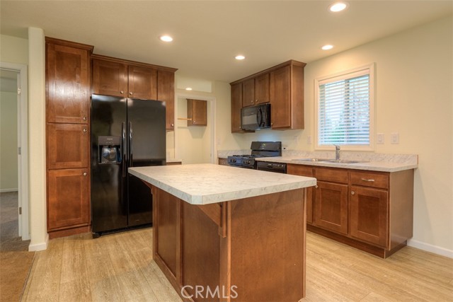 Detail Gallery Image 6 of 41 For 3625 Charqui Ct, Oroville,  CA 95965 - 3 Beds | 2 Baths