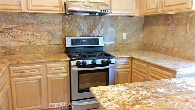 848 W Huntington Drive, Arcadia CA: https://media.crmls.org/medias/307f44a0-6750-4f0f-bf9d-0ddf403a09ec.jpg