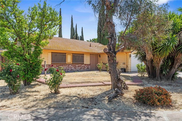 Detail Gallery Image 4 of 42 For 766 Meadowlark Ave, Los Banos,  CA 93635 - 3 Beds | 2 Baths