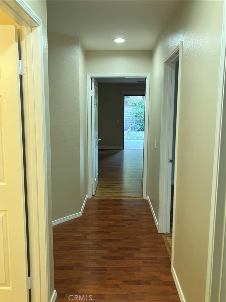 https://media.crmls.org/medias/308059d5-81f7-42b8-ac43-72fa78934722.jpg?preset=X-Large