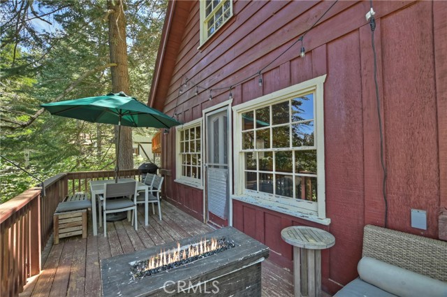 Detail Gallery Image 43 of 44 For 28410 Larchmont Ln, Lake Arrowhead,  CA 92352 - 3 Beds | 2 Baths