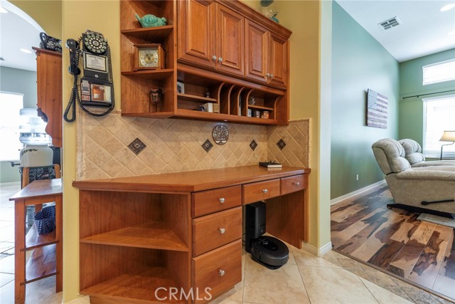 Detail Gallery Image 26 of 53 For 31118 Lilac Way, Temecula,  CA 92592 - 4 Beds | 2/1 Baths