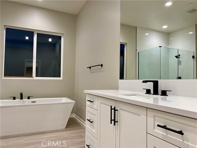 Detail Gallery Image 17 of 31 For 6504 Canyon Oaks Dr, Simi Valley,  CA 93063 - 5 Beds | 4/1 Baths