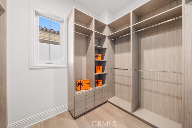 Detail Gallery Image 31 of 62 For 57 Kite, Irvine,  CA 92618 - 5 Beds | 5/1 Baths