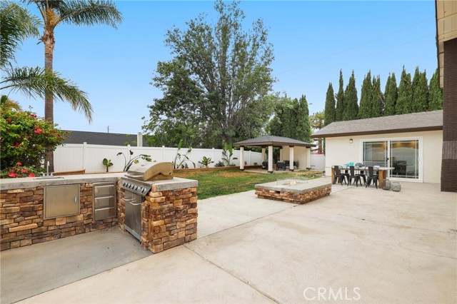 17822 Aberdeen Lane, Villa Park CA: https://media.crmls.org/medias/308139ed-f81f-46be-865a-2390e01be859.jpg