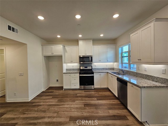 Detail Gallery Image 15 of 74 For 12316 Fruitwood Ln, Whittier,  CA 90602 - 3 Beds | 2/1 Baths