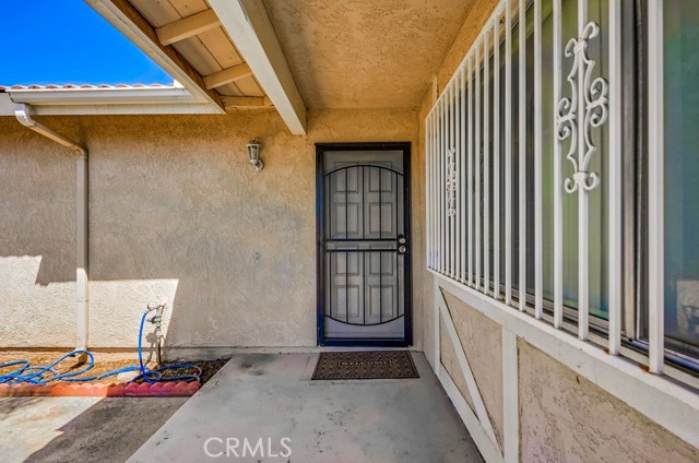 Detail Gallery Image 5 of 26 For 24825 Freedom Ct, Moreno Valley,  CA 92557 - 3 Beds | 2 Baths