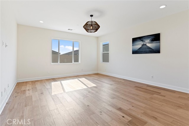 Image 21 of 49 For 30047 Merrick Lane