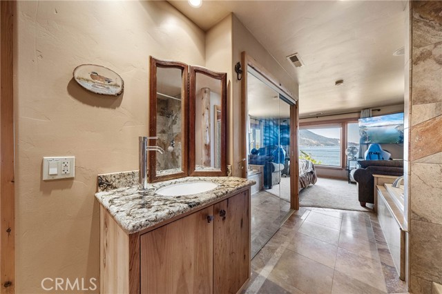 2894 Sliverado Lane, Clearlake CA: https://media.crmls.org/medias/3085425f-d303-4829-a379-9f960b2db1b9.jpg